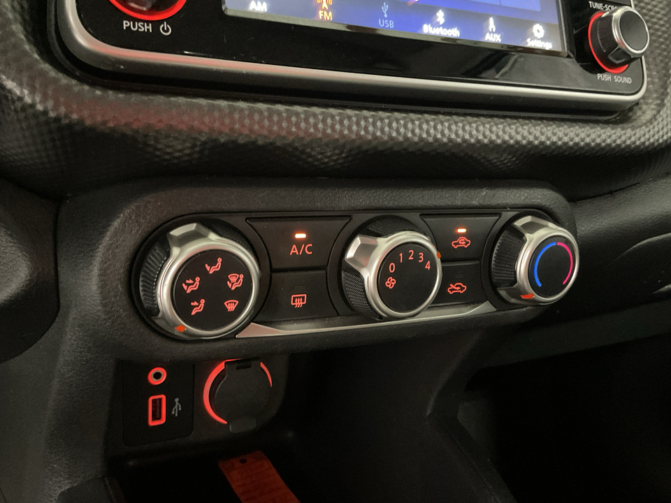 2020 Nissan Kicks S