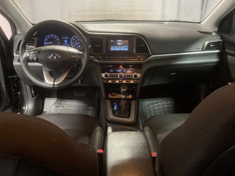 2020 Hyundai Elantra SE 6AT