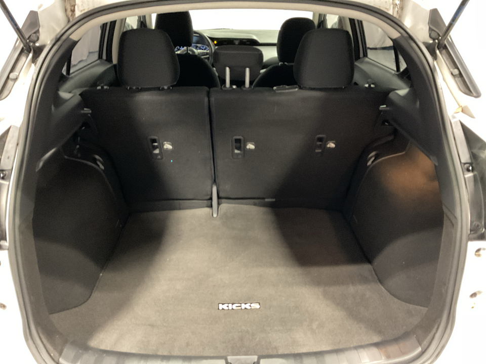 2021 Nissan Kicks S