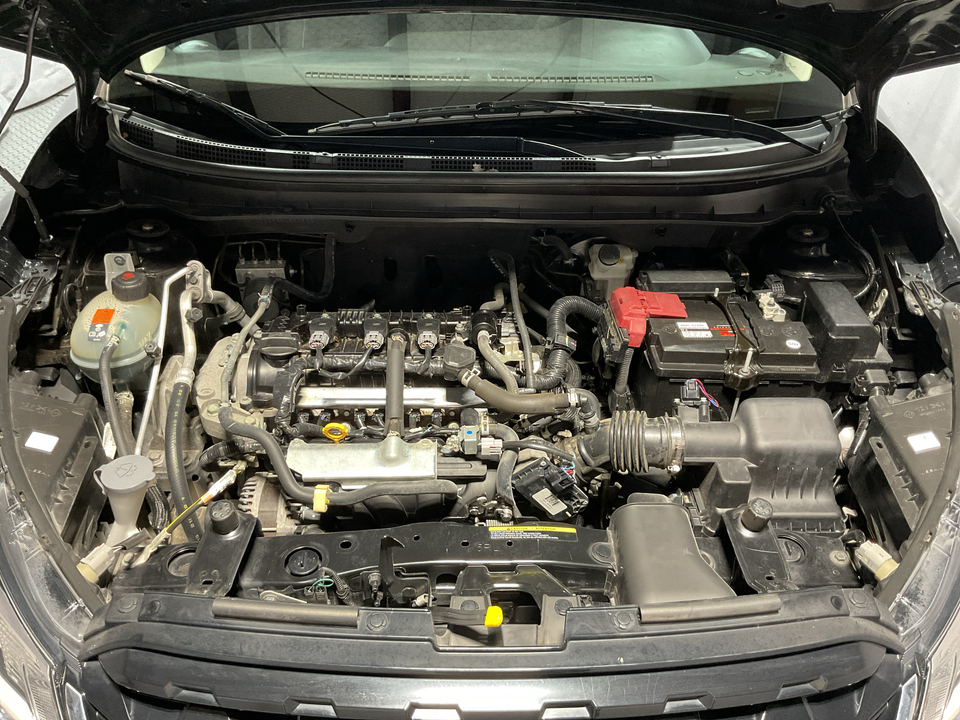 2021 Nissan Kicks S