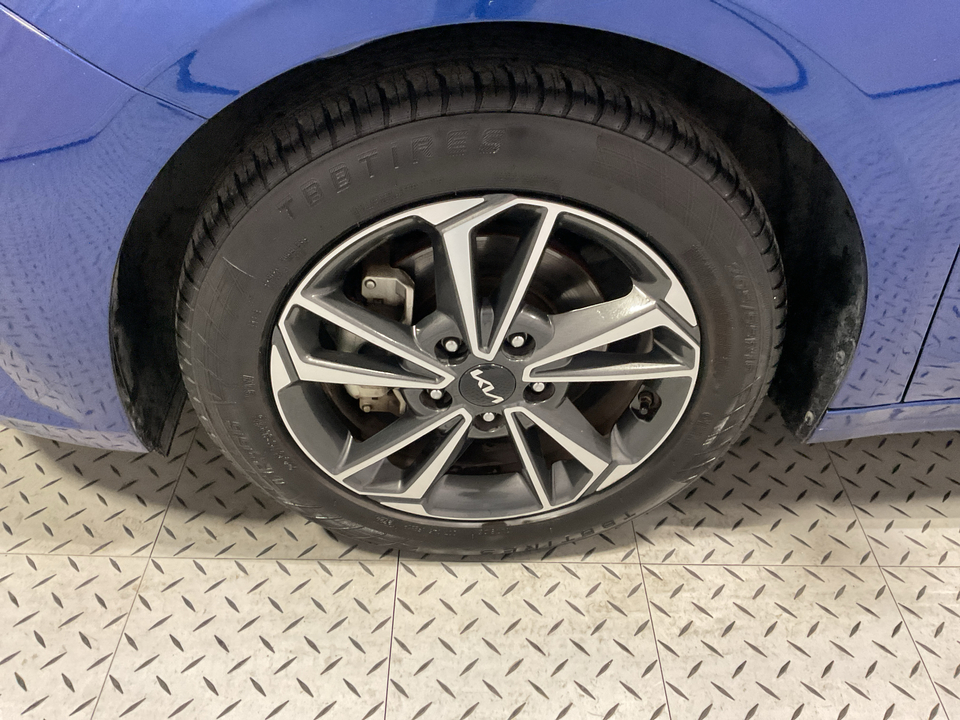 2023 Kia Forte LX