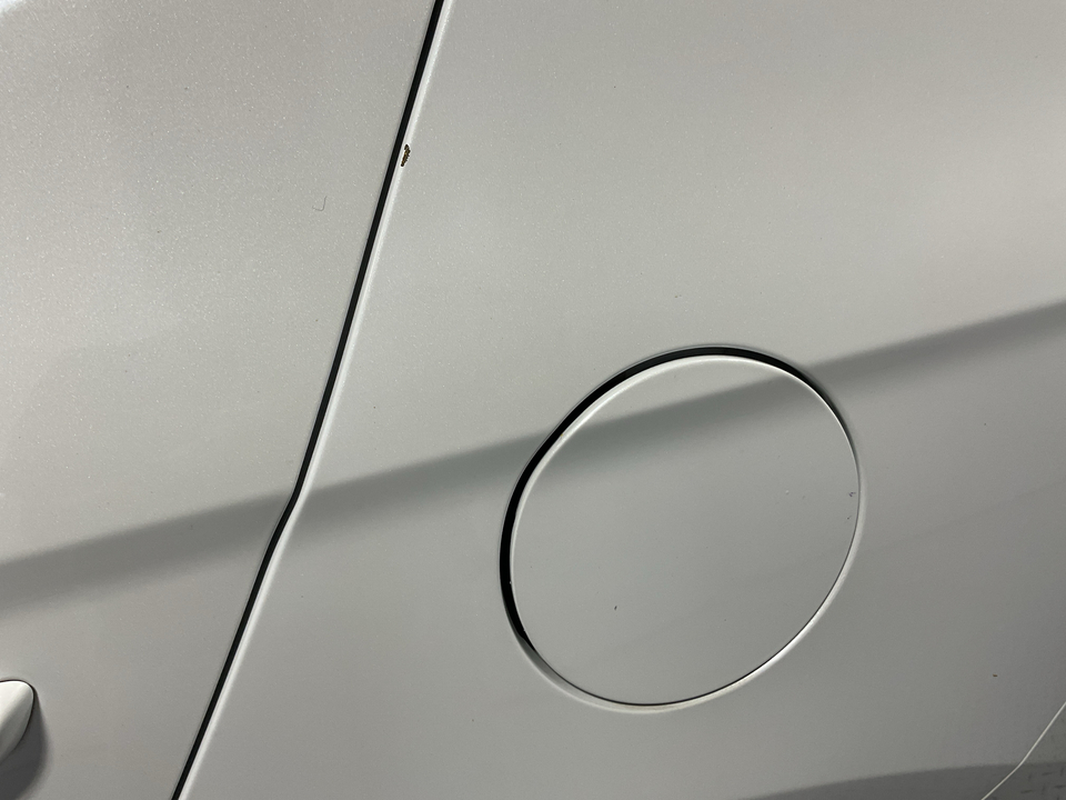 2020 Hyundai Elantra SE 6AT