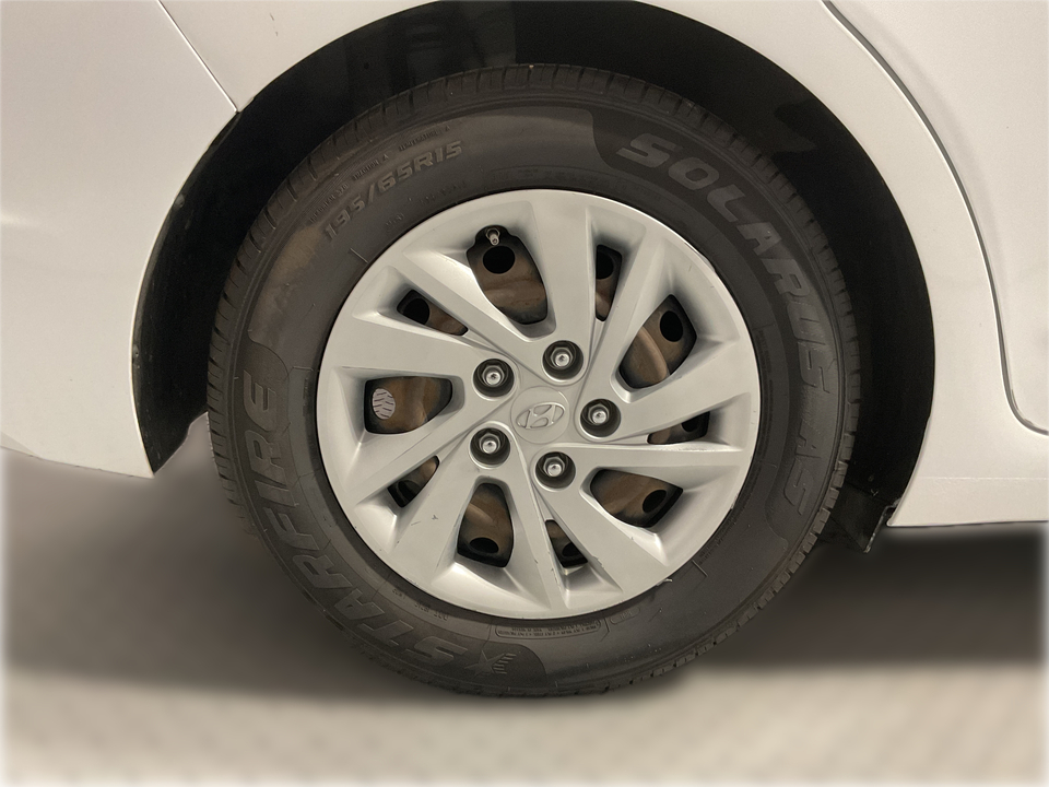 2020 Hyundai Elantra SE 6AT