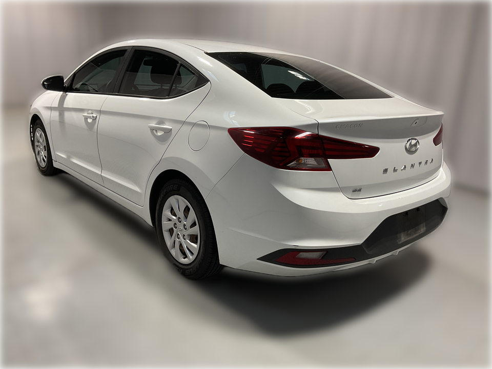 2020 Hyundai Elantra SE 6AT