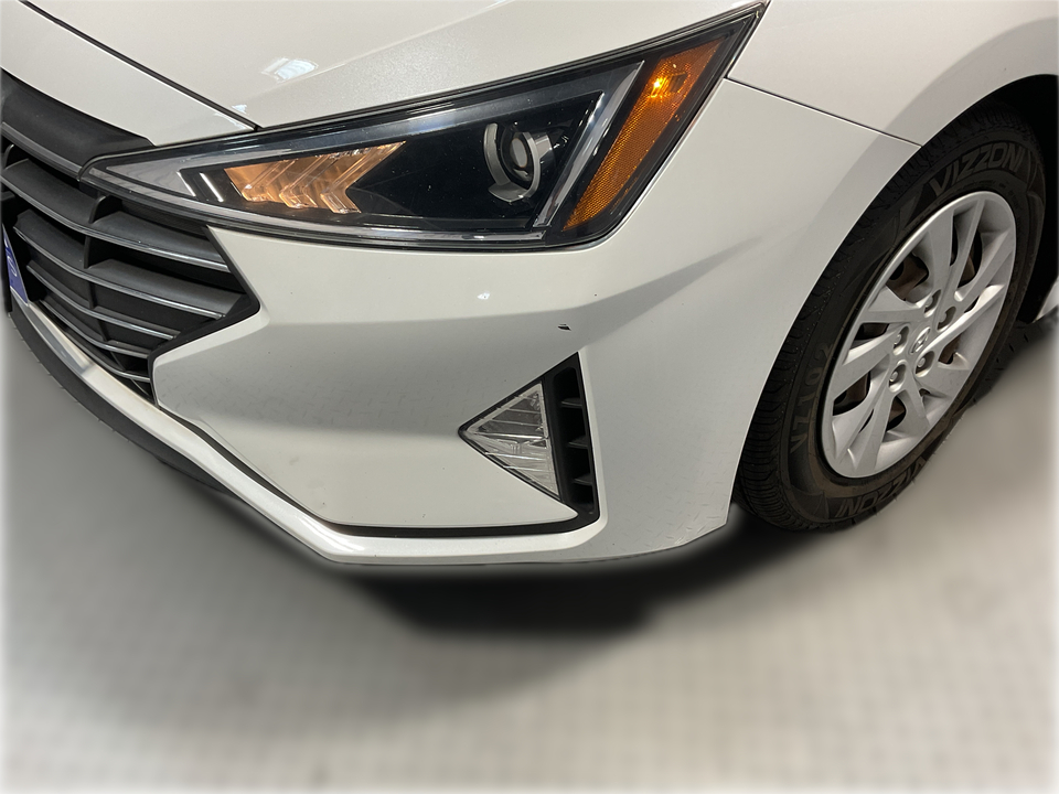 2020 Hyundai Elantra SE 6AT