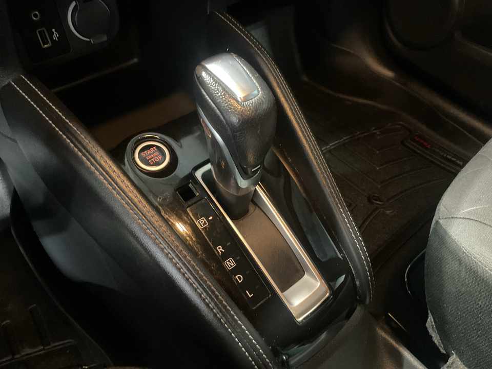 2019 Nissan Kicks SR