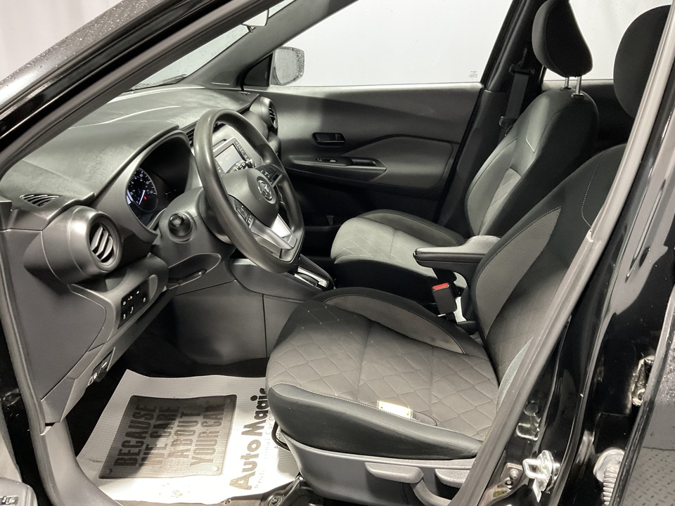 2020 Nissan Kicks S