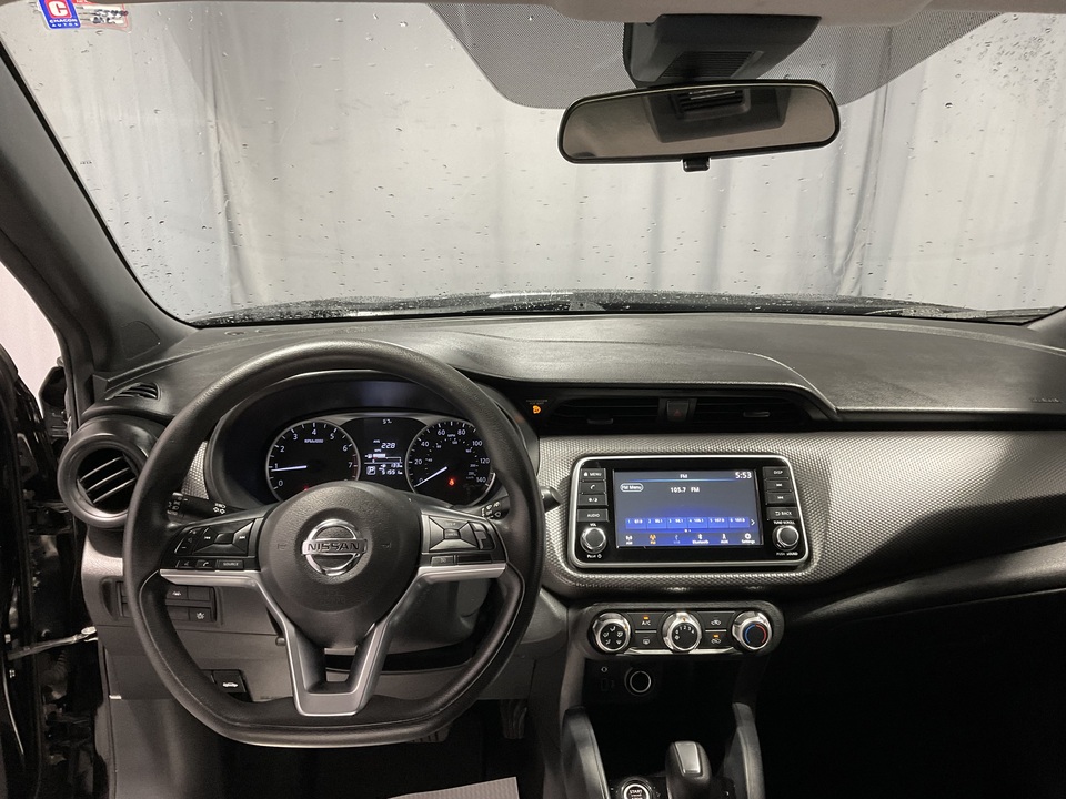 2020 Nissan Kicks S