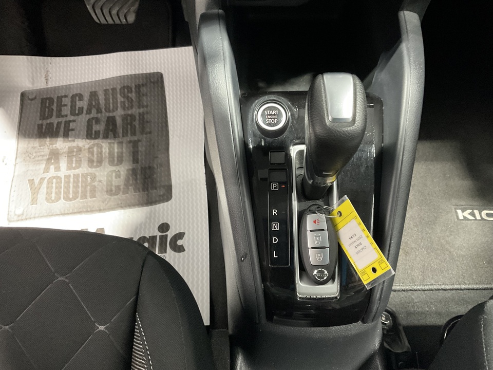 2020 Nissan Kicks S