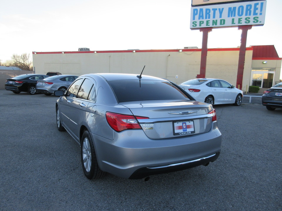 2013 Chrysler 200 Limited