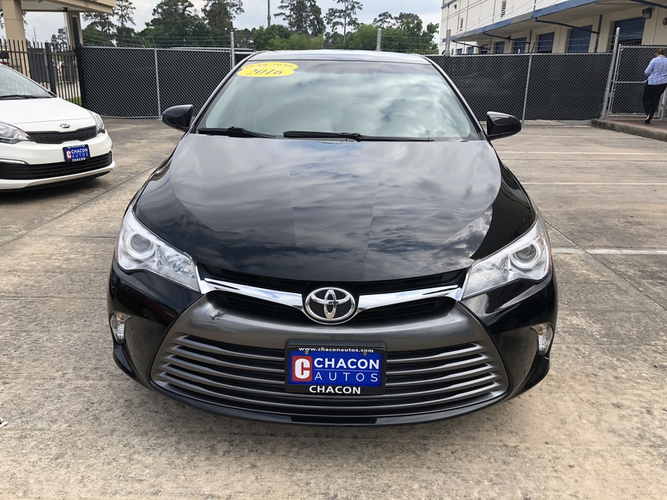 2016 Toyota Camry SE