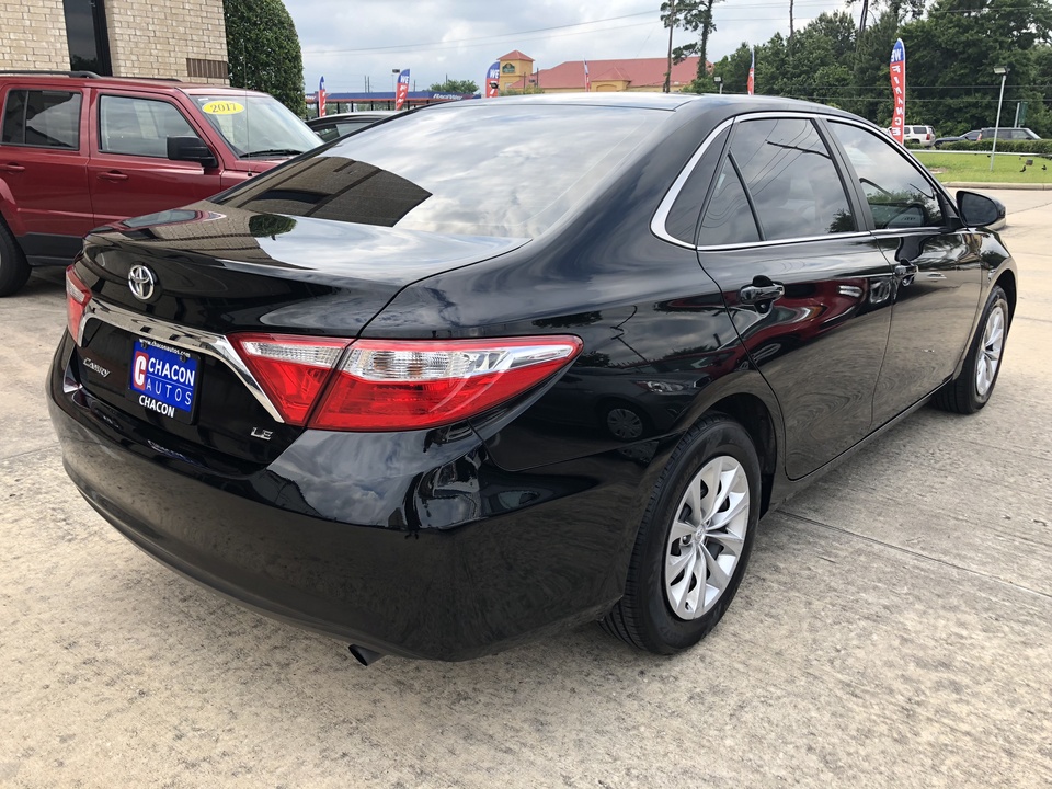 2016 Toyota Camry SE