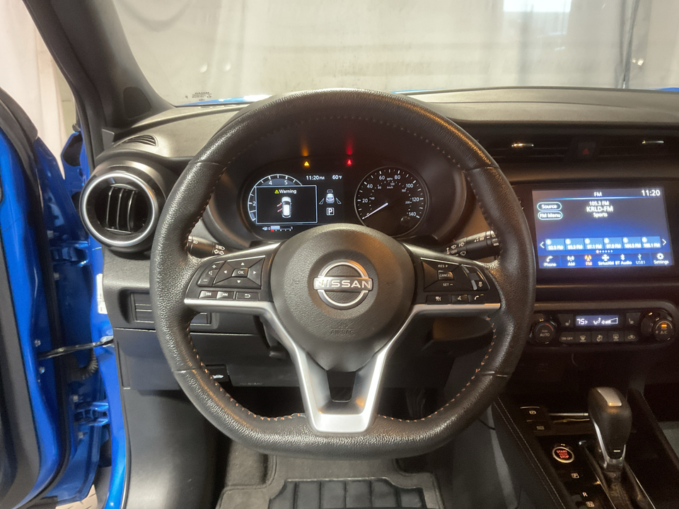 2023 Nissan Kicks SR