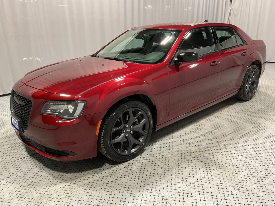 2023 Chrysler 300 Touring