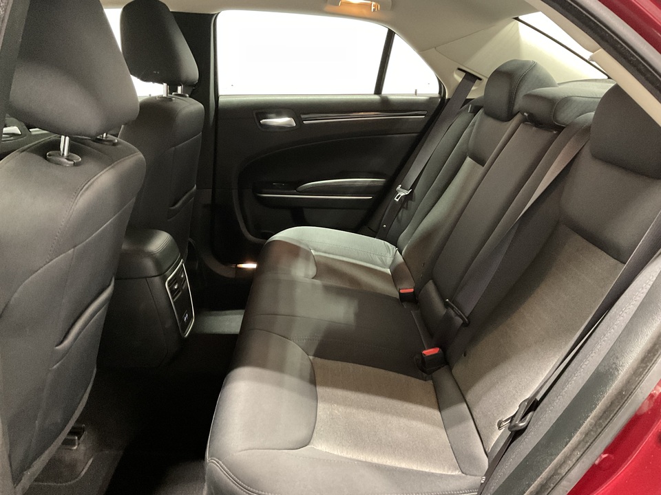 2023 Chrysler 300 Touring