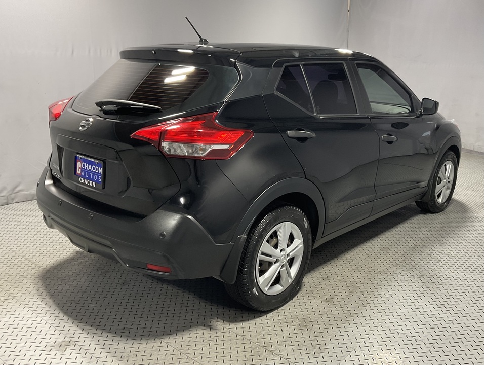 2020 Nissan Kicks S