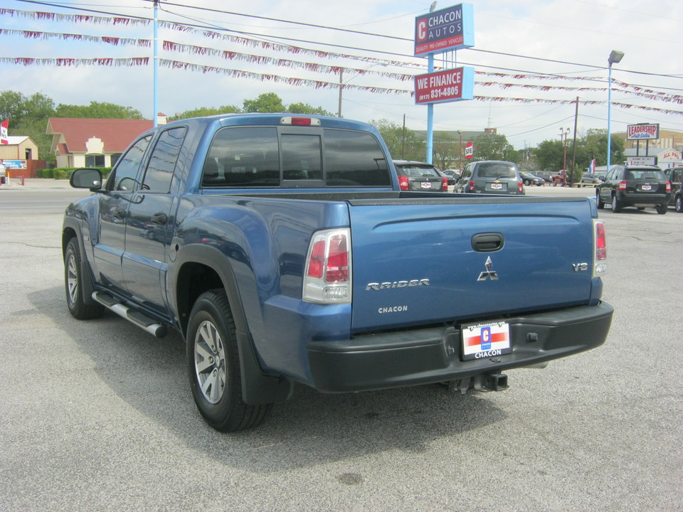 2006 Mitsubishi Raider DuroCross V8 Double Cab 2WD