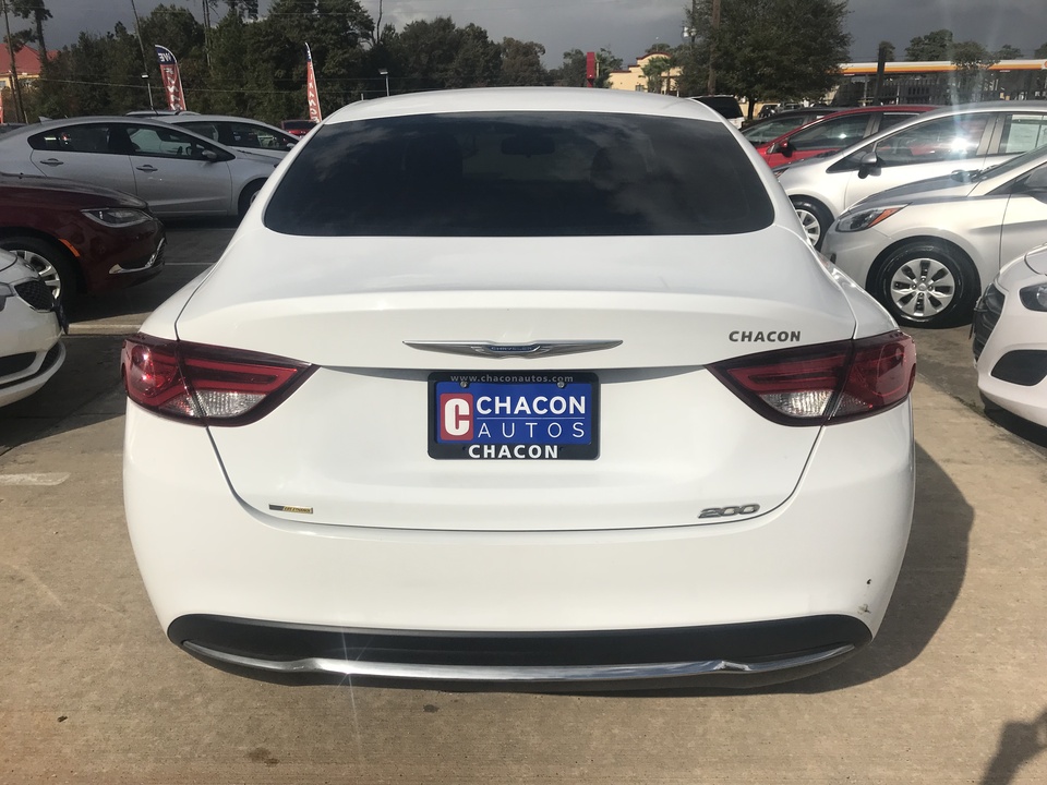 2015 Chrysler 200 Limited