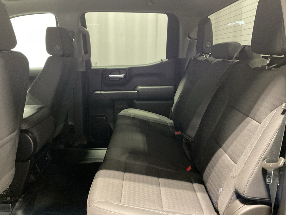 2022 Chevrolet Silverado 1500 Custom Crew Cab 2WD