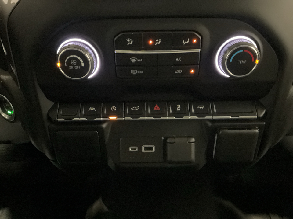 2022 Chevrolet Silverado 1500 Custom Crew Cab 2WD