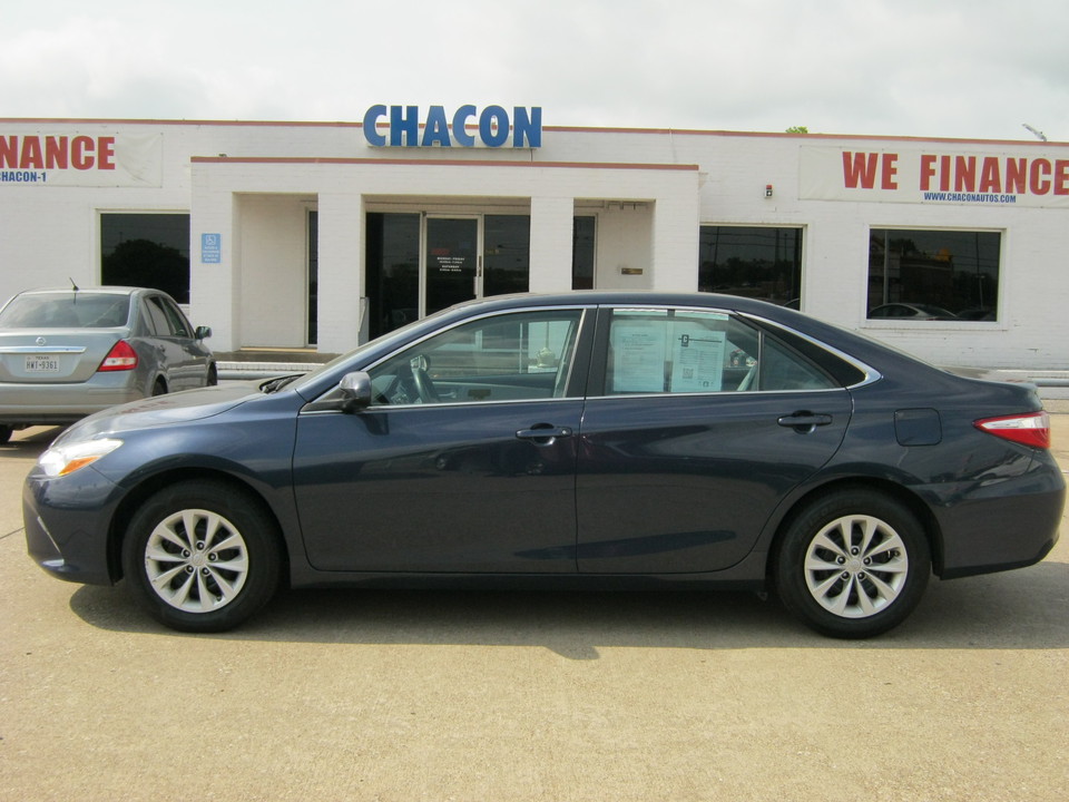 2016 Toyota Camry LE