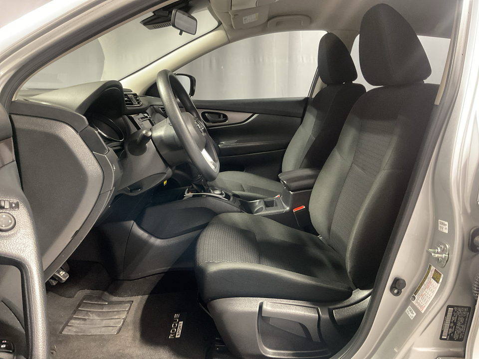 2022 Nissan Rogue Sport S