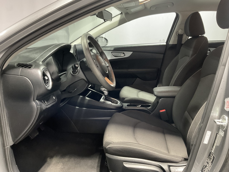 2023 Kia Forte LX