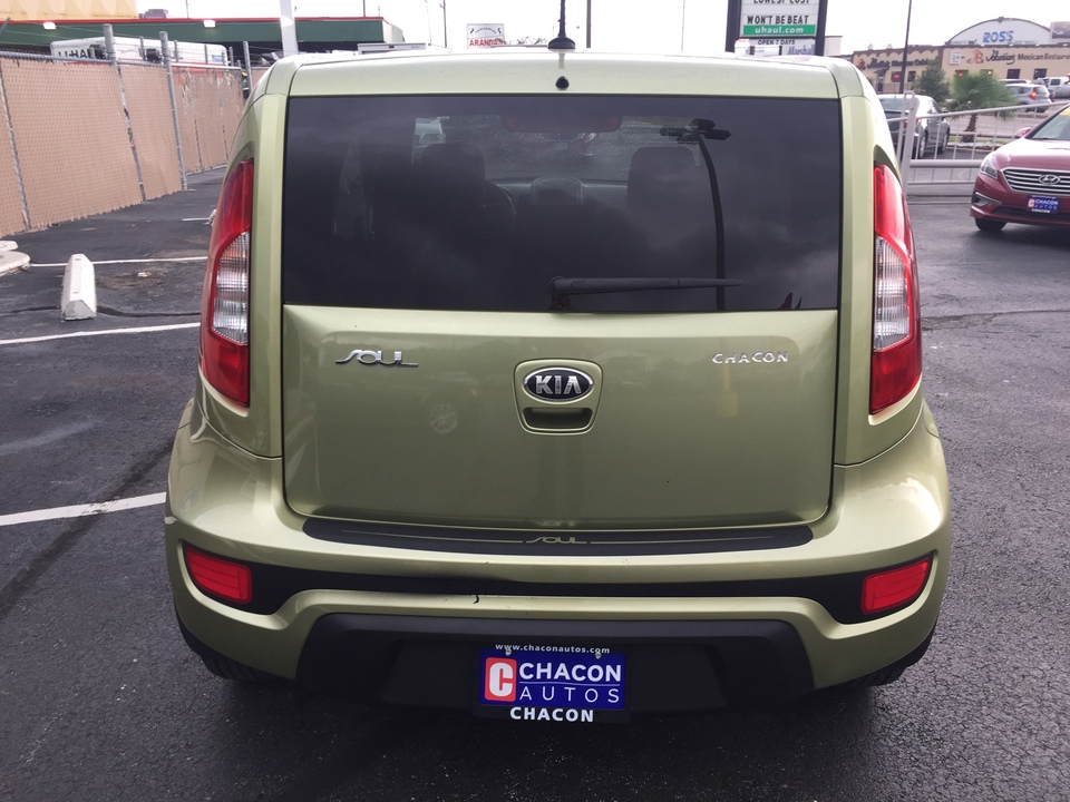 2013 Kia Soul Base