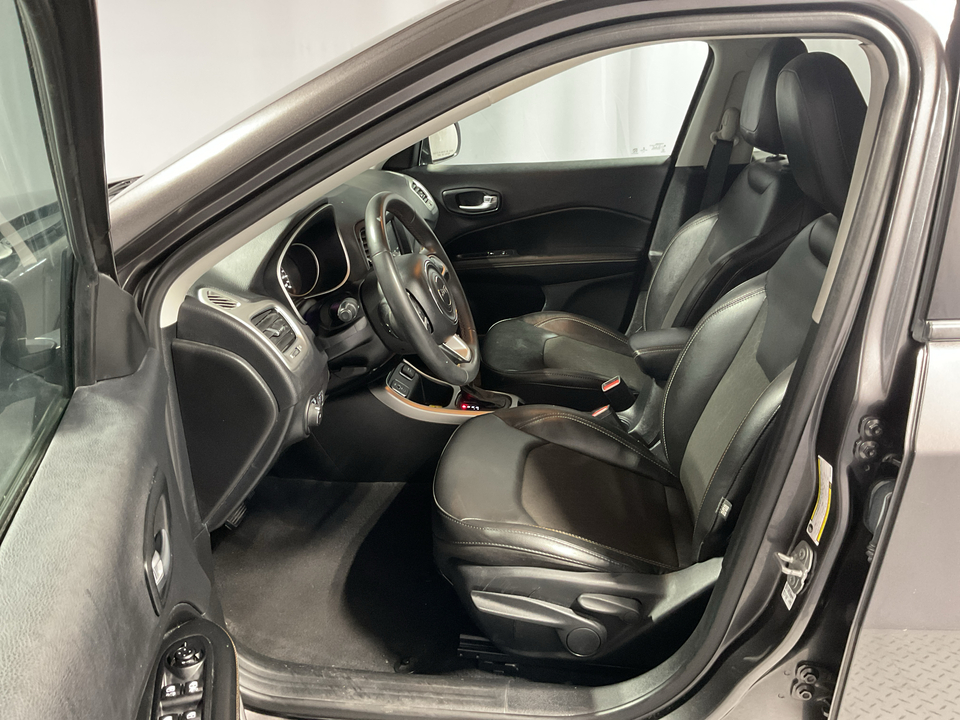 2021 Jeep Compass Latitude FWD