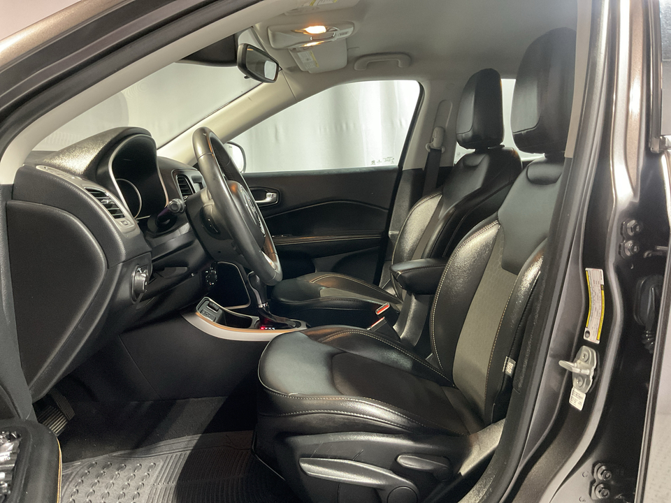 2021 Jeep Compass Latitude FWD