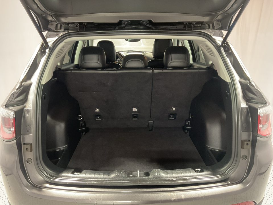 2021 Jeep Compass Latitude FWD