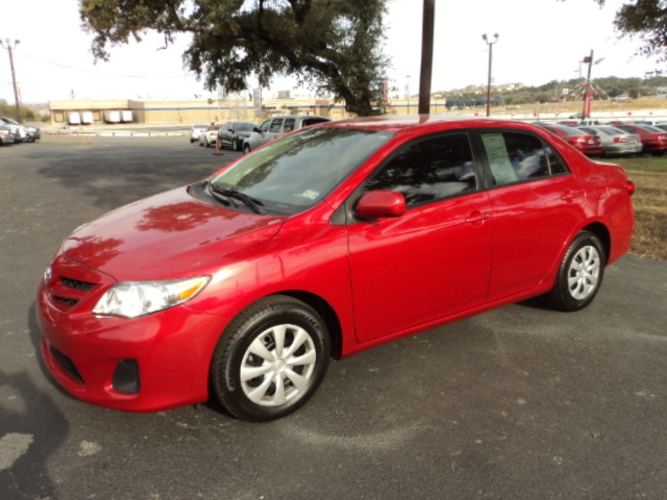 2011 Toyota Corolla LE 4-Speed AT