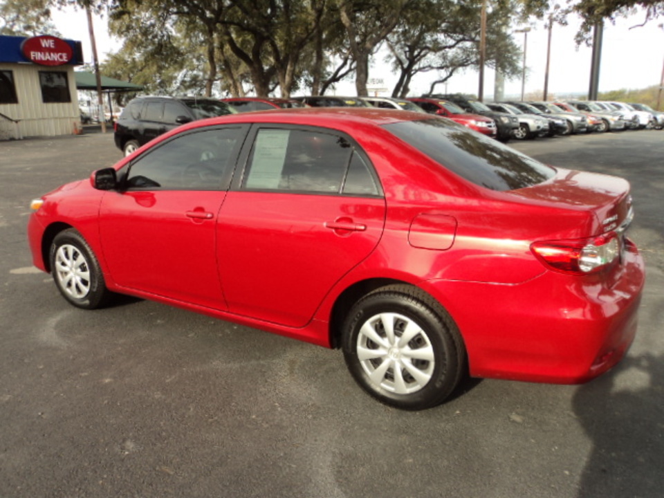 2011 Toyota Corolla LE 4-Speed AT