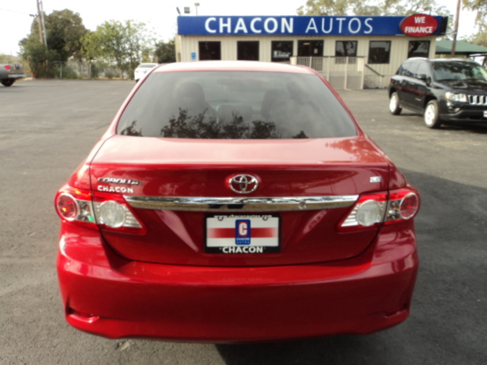 2011 Toyota Corolla LE 4-Speed AT