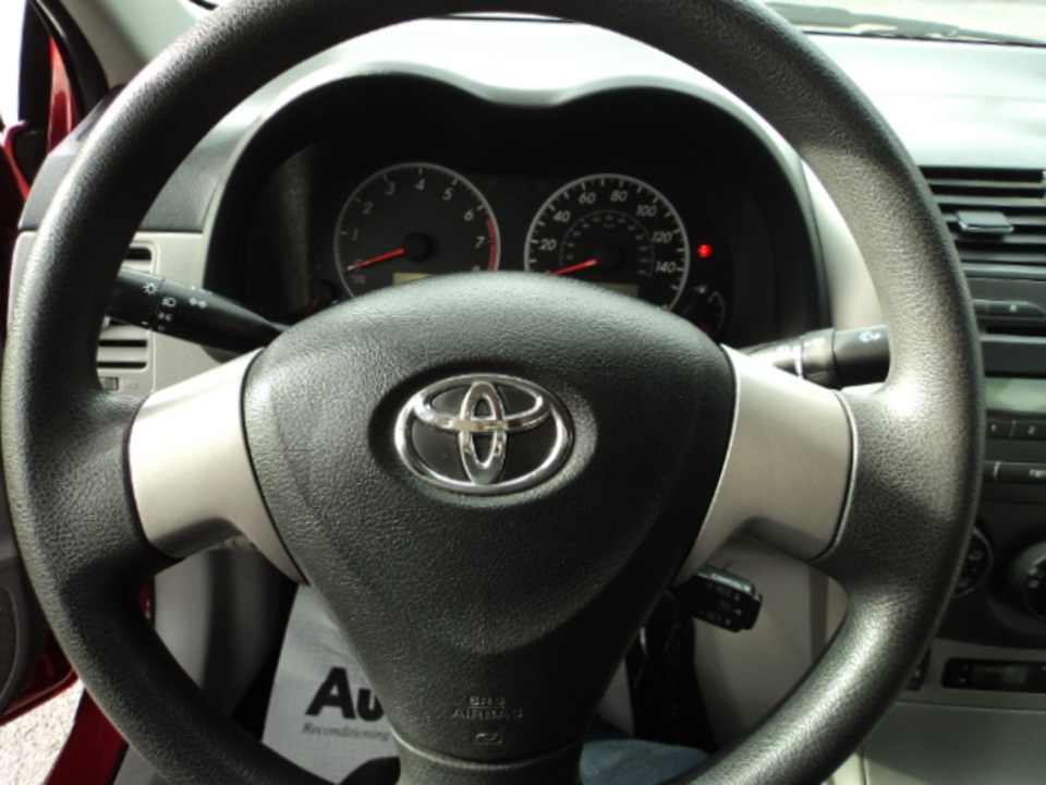 2011 Toyota Corolla LE 4-Speed AT