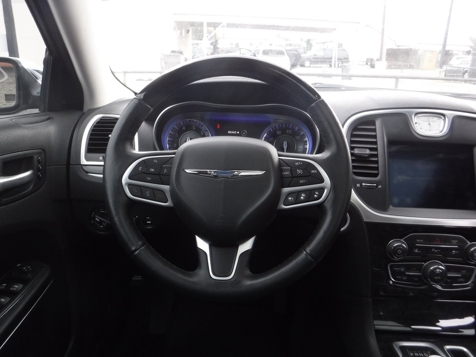 2017 Chrysler 300 C RWD
