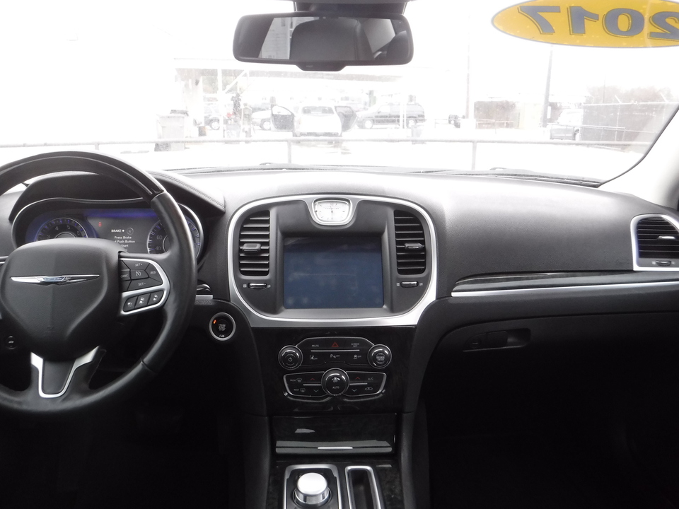 2017 Chrysler 300 C RWD