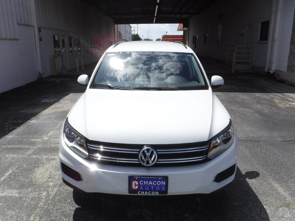 2016 Volkswagen Tiguan SE