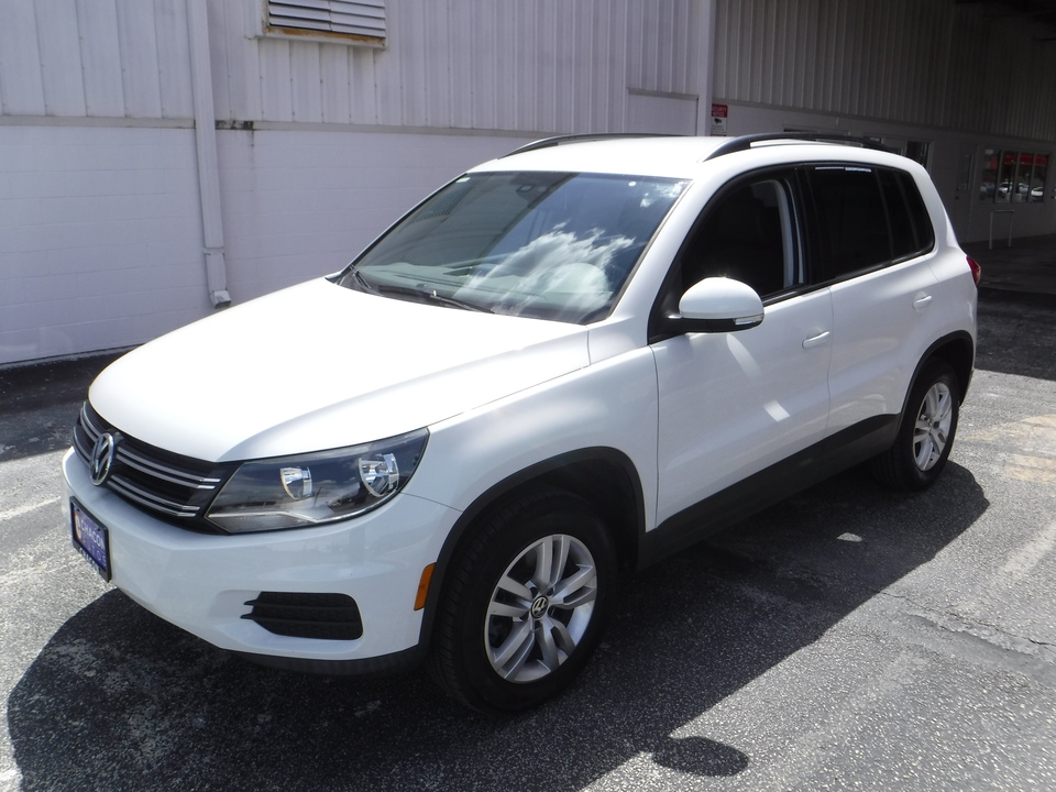2016 Volkswagen Tiguan SE