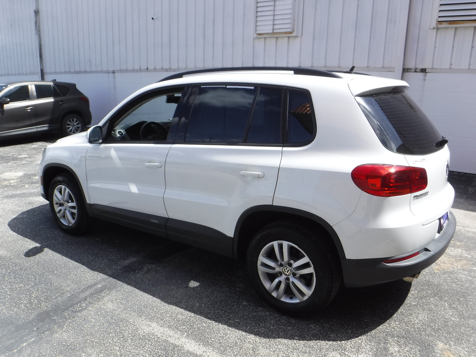 2016 Volkswagen Tiguan SE