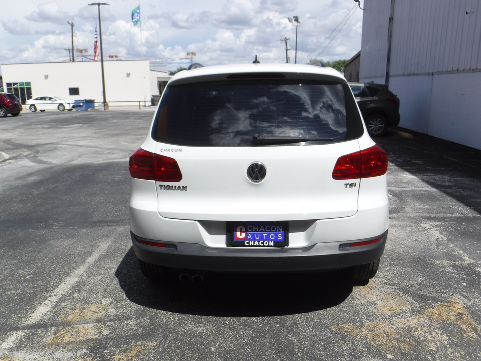 2016 Volkswagen Tiguan SE