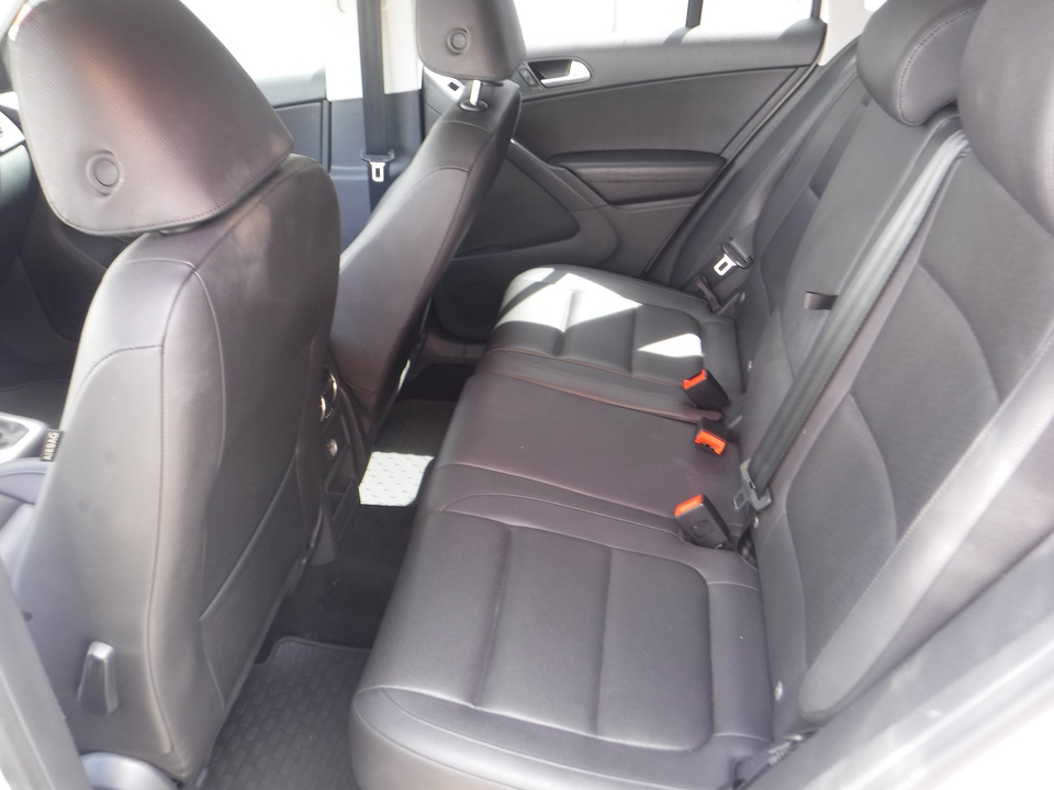 2016 Volkswagen Tiguan SE