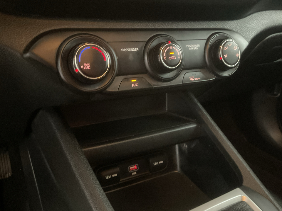 2023 Kia Forte LX