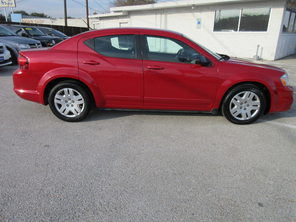 2013 Dodge Avenger Base