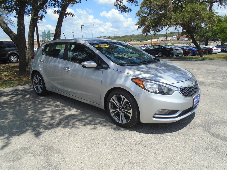 2016 Kia Forte 5-Door EX