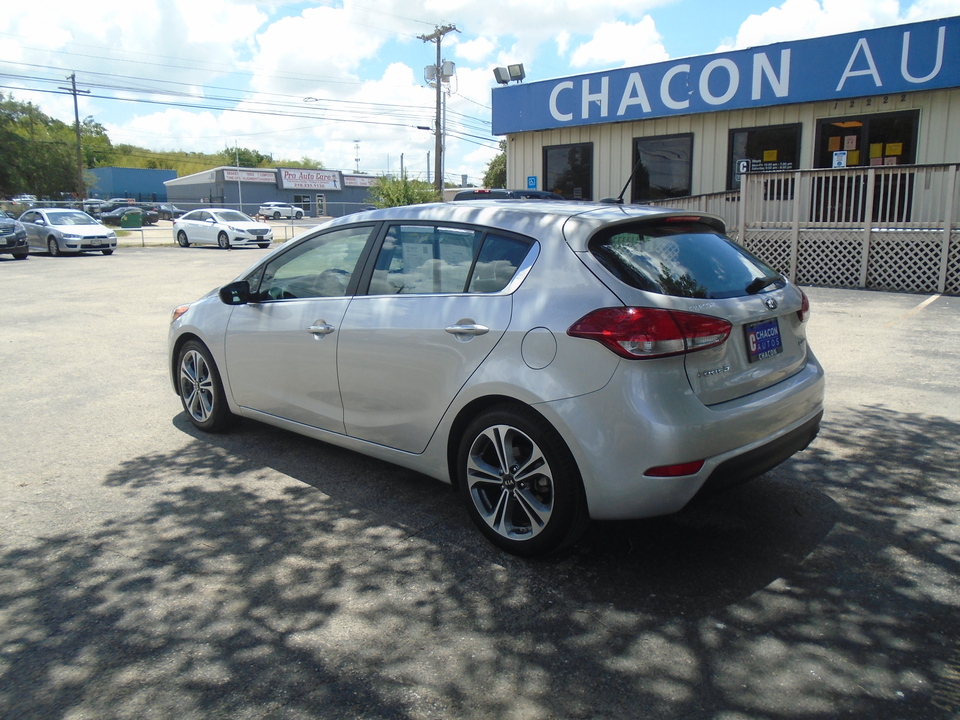 2016 Kia Forte 5-Door EX