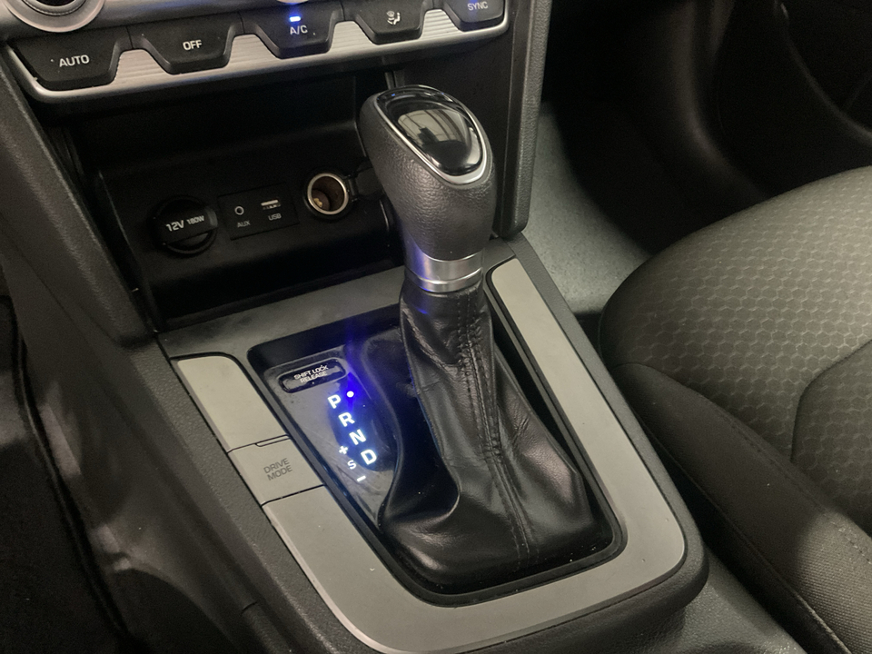 2020 Hyundai Elantra Limited