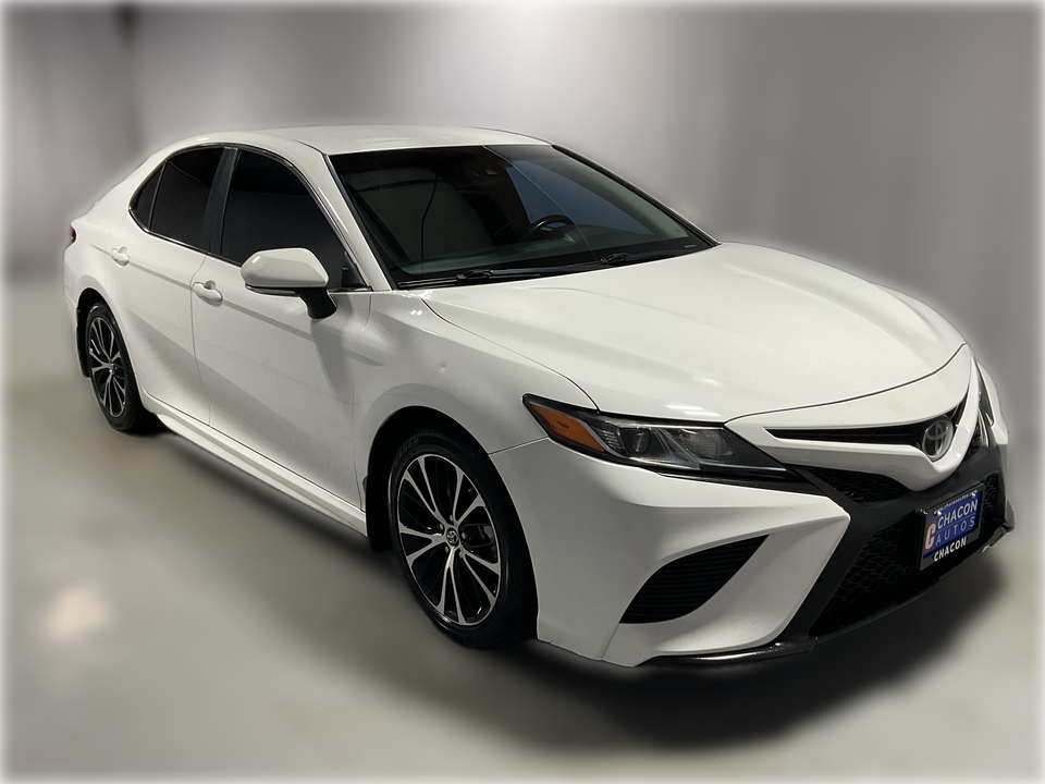 2018 Toyota Camry SE