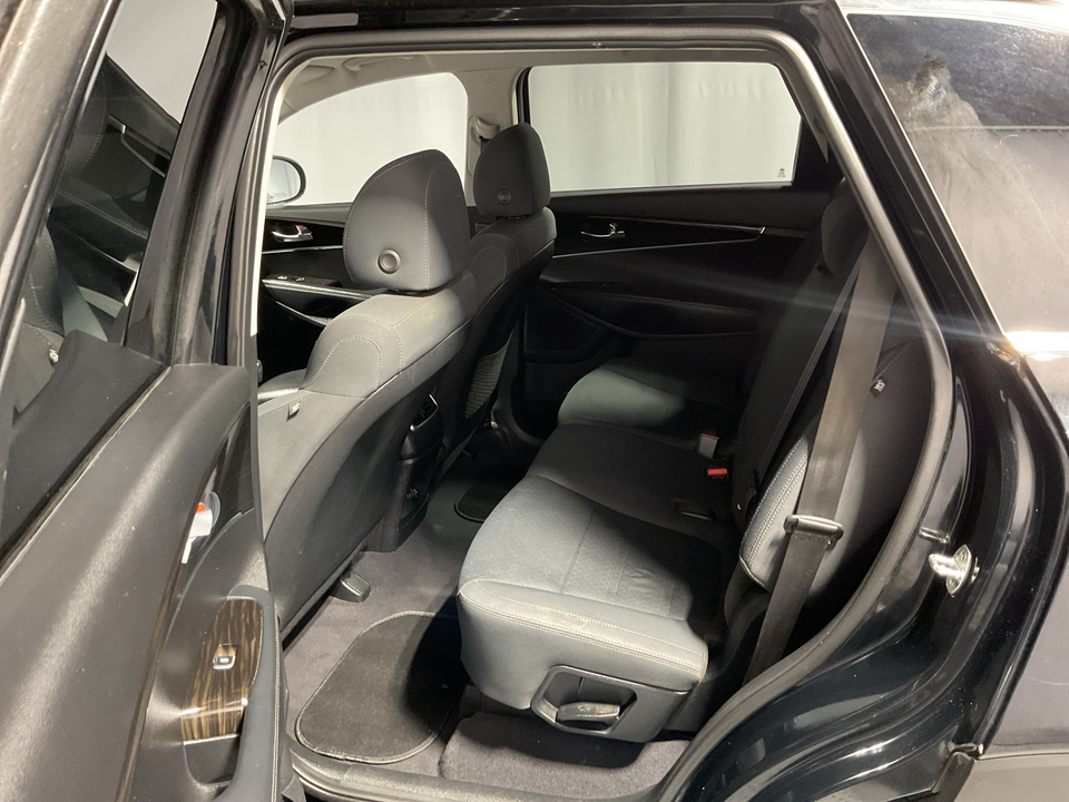 2019 Kia Sorento LX 2WD