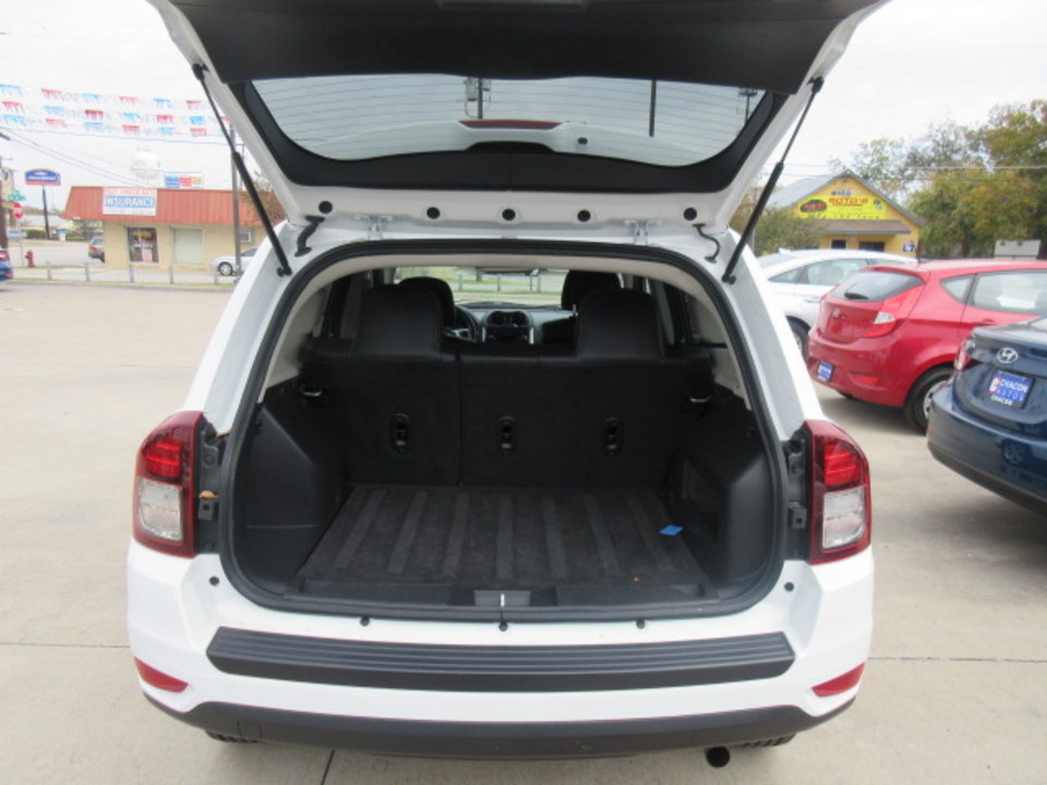 2016 Jeep Compass Latitude FWD